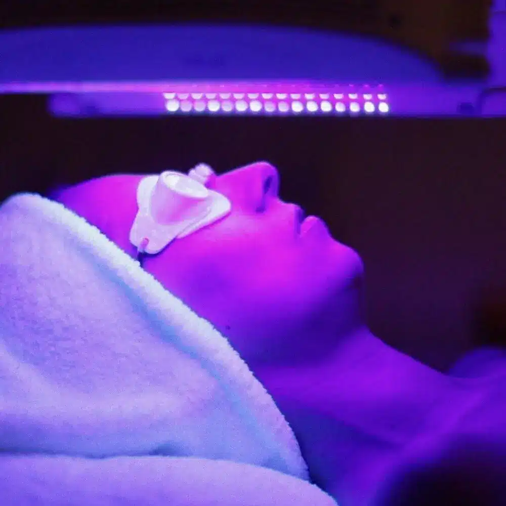 LED light therapy facial