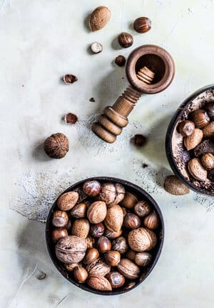 bowl of unshelled nuts